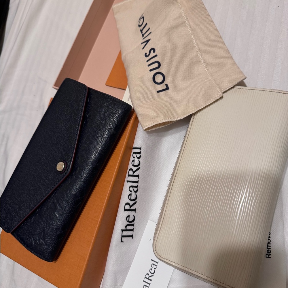 SOLD 🎈Bundle deal ‼️ 2 authentic 💯 % LV wallets